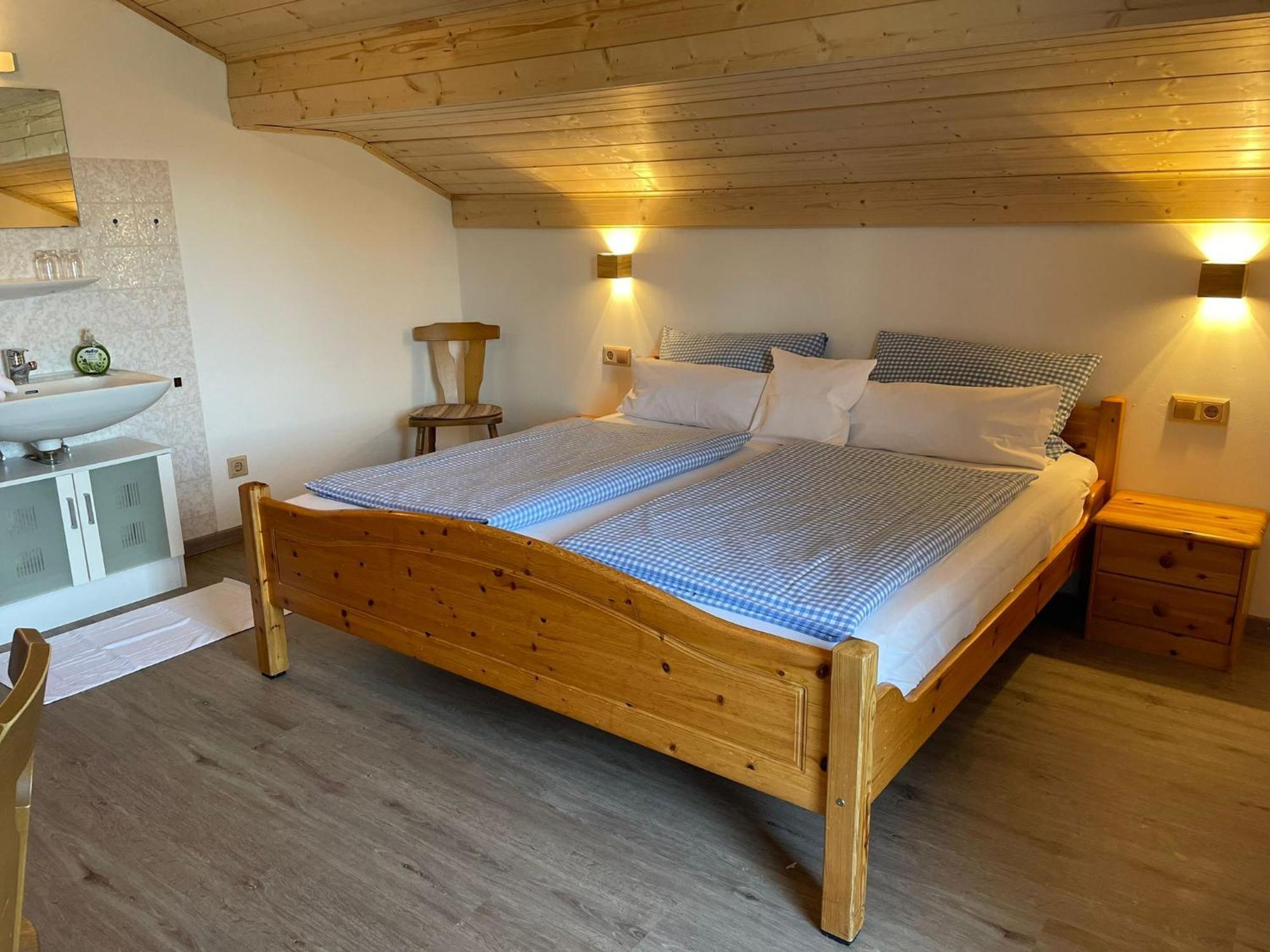 Apartamento Zum Bergbauer Mittenwald Exterior foto